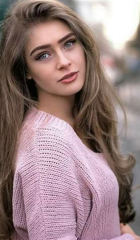 Pin By Anderson Marchi On Rosto Angelical Brunette Beauty Beautiful Girl Face Amazing Lace