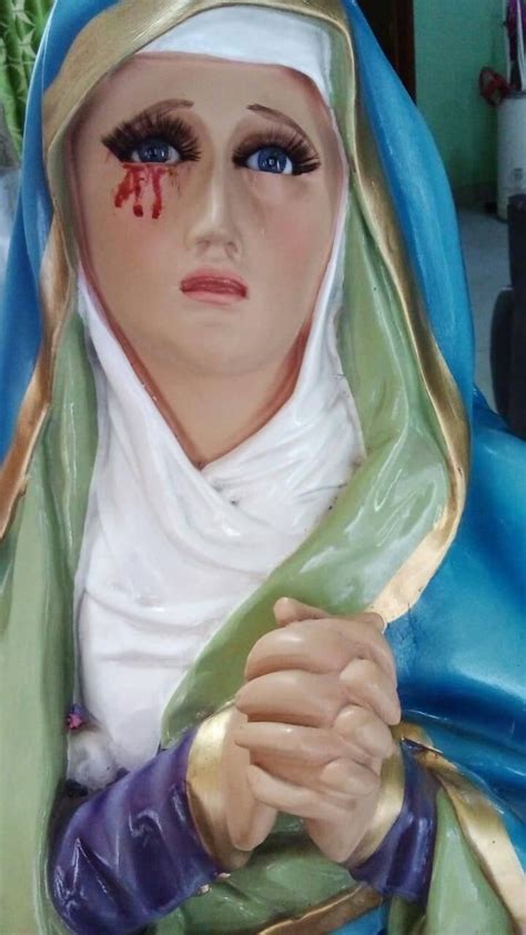Virgen de los Dolores llora lágrimas de sangre en Puebla