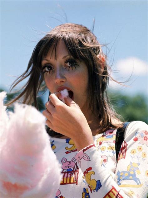 20 Captivating Portraits Of A Hot And Sexy Shelley Duvall In The 1970s