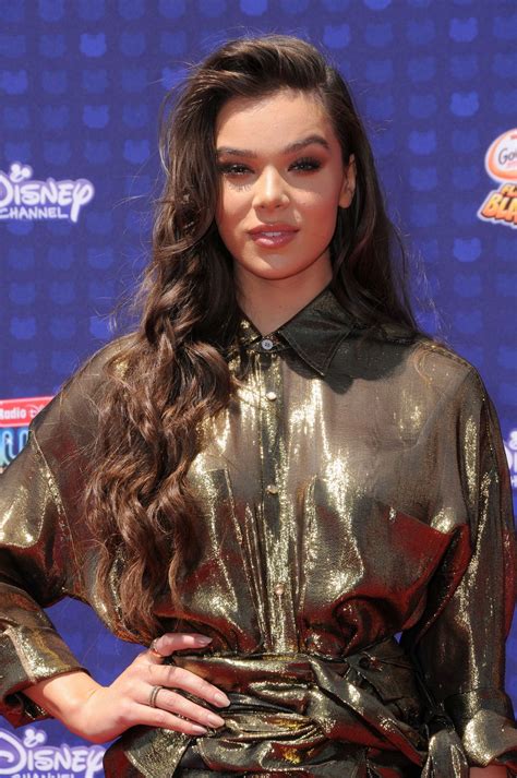 Hailee Steinfeld Radio Disney Music Awards In Los Angeles 04 29 2017