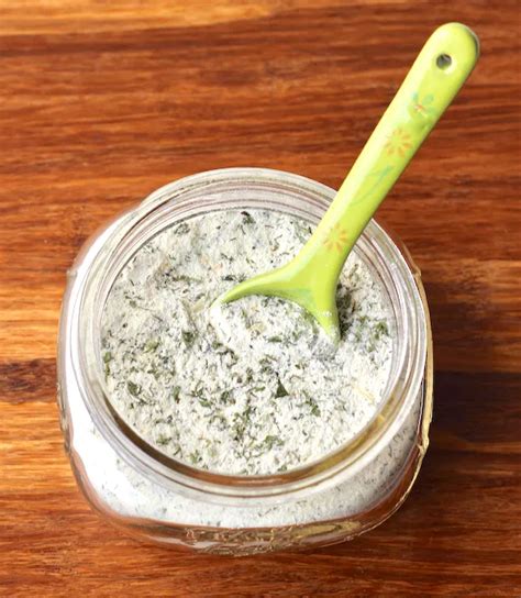 1/4 cup finely chopped fresh chives. Buttermilk Ranch Dressing Mix Recipe | The Frugal Girls ...