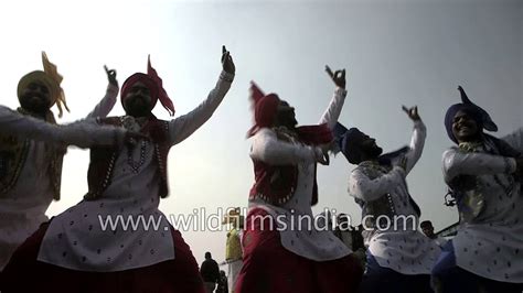 Bhangra Dance Most Popular Punjabi Folk Dance Youtube