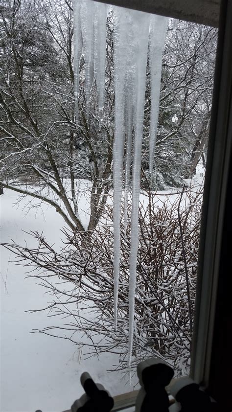 Why Are Icicles Shaped Like Long Skinny Carrots The Weather Guys