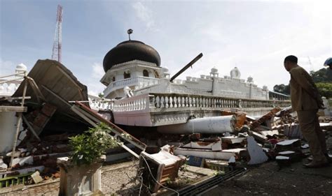 Di aceh (tahun 2004, 2005 dan 2012), sumatera. Gempa bumi: Perintah kecemasan diisytihar di Aceh | Dunia ...