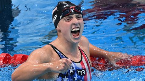 Katie Ledecky Wins Gold In First Womens 1500m Freestyle