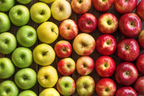 A Guide To Apples Cooking Baking And Snacking Approved