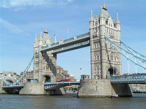 Tower Bridge Bascule Bridge In London Travelling Moods