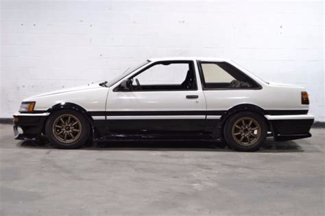 1986 Toyota Corolla Levin Ae86 Whiteblack 4a Geu 5 Speed