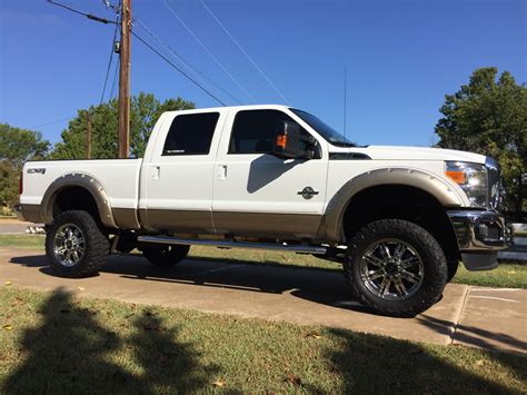 Real Nice Lifted White Ford F 150 Truck Ford F150 Trucks Pinterest