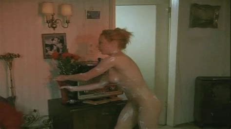 Naked Marie France Morel In La Jucken Kumpel Maloche Bier Und Bett