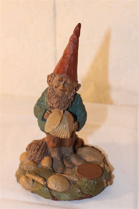 Vintage Tom Clark Gnome Giavonni Edition 51 Dated 1984 Pecan Resin