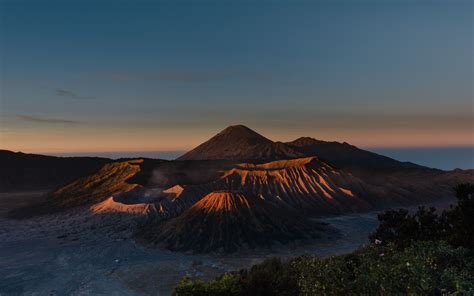 Download 2560x1600 Wallpaper Sunrise Mount Bromo Volcano