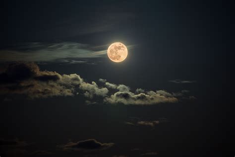 Wallpaper Sunlight Night Sky Clouds Moon Sun Moonlight Horizon