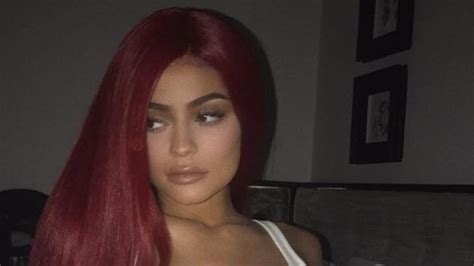 Kylie Jenner Boob Job Reality Star Sparks Fresh Rumours With New Pics