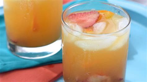 10 Thirst Quenching Iced Tea Recipes