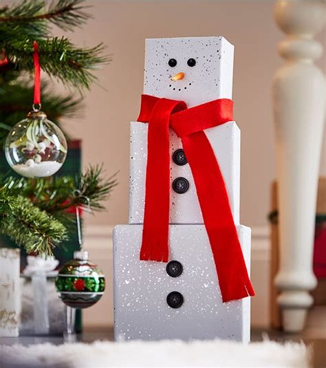 Snowman T Tower Wrapping Idea For Christmas Presents Christmas Diy