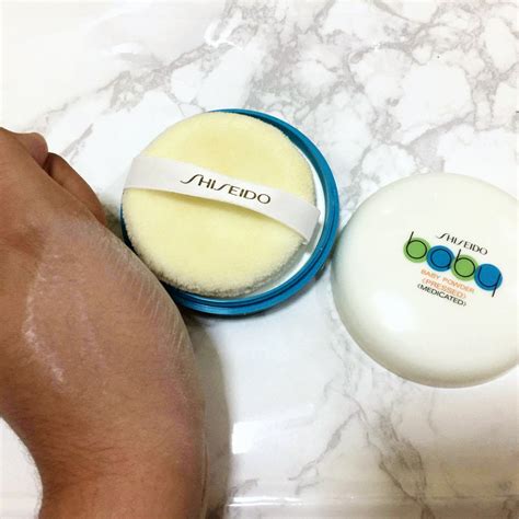 Skin is left feeling cool and comfortable. Shiseido Medicated Baby Pressed Powder Review - Joy to the ...