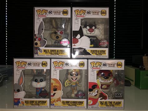 I Finally Completed The Dc Looney Tunes Heroes Set Sylvester As Batman