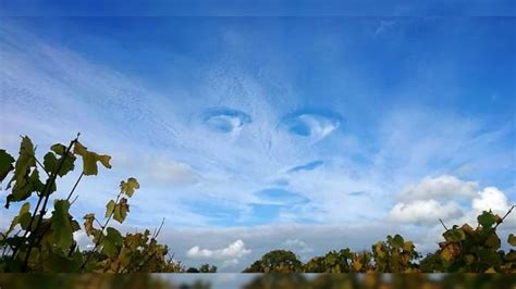Eye Cloud Stunning Photos Show Incredible Face Shaped Cloud
