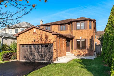 569 Fairview Road Mississauga — For Sale 1199900 Zoloca