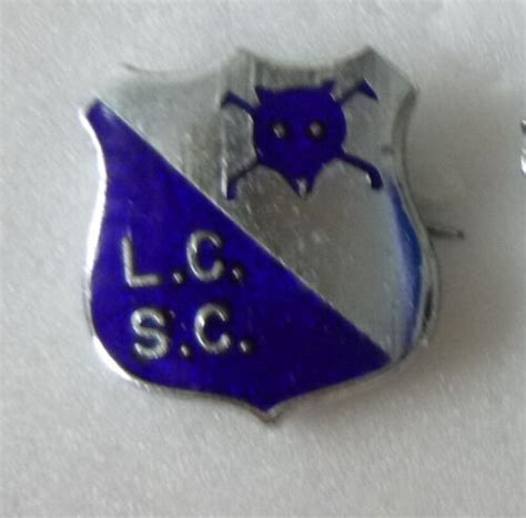 Leicester City Football Enamel Pin Badge Supporters Club Ebay