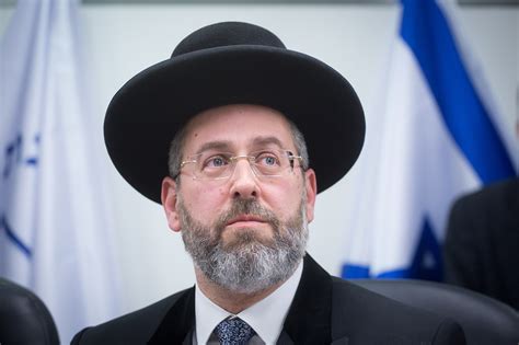 Chief Rabbi Calls For 20 Minute Shabbat Extension Over Eurovision