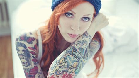 Redhead Girl Tattoos Wallpaper 2560x1440 20660