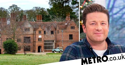 Jamie Olivers £6 Million Mansion Is Home To A Haunted Rocking Horse