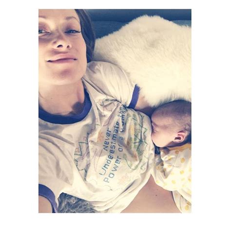 The Best Celebrity Breastfeeding Moments Elle Australia