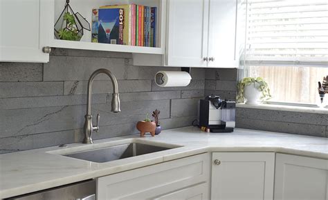Selecting tile for your backsplash can be an enjoyable stage of check out our natural stone tile options like travertine. Natural Stacked Stone Backsplash Tiles For Kitchens and ...