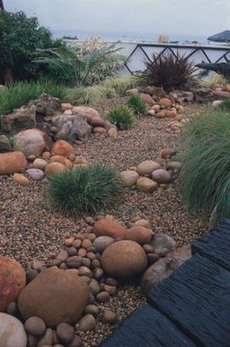 Inspiring Dry Riverbed And Creek Bed Landscaping Ideas 32 In 2020