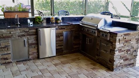 Shop wayfair for all the best outdoor kitchen components. Do I Need Special Appliances for an Outdoor Kitchen?