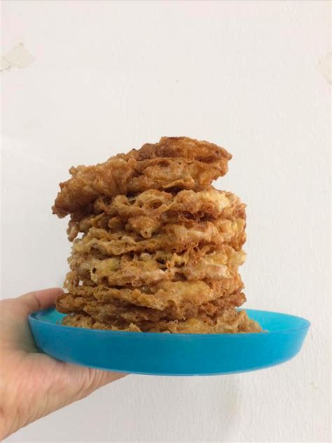 Alat teropong telur (candler egg) sebenarnya dijual di agar isi di dalam telur bisa terlihat jelas, maka ruangan sebisa mungkin dibuat gelap. Cara Buat Telur Sarang Macam Di Restoran, 2 Minit Dah Siap!