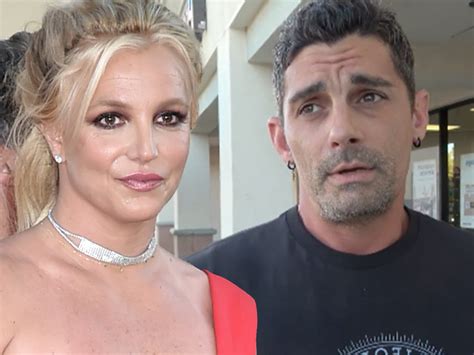Britney Spears Ex Husband Jason Alexander Arrested For Stalking