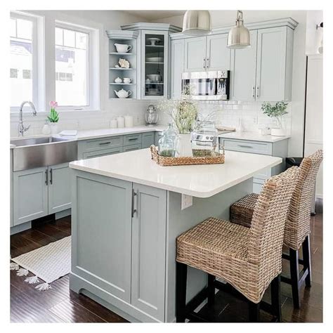 Benjamin Moore Light Gray Kitchen Cabinets Shelly Lighting