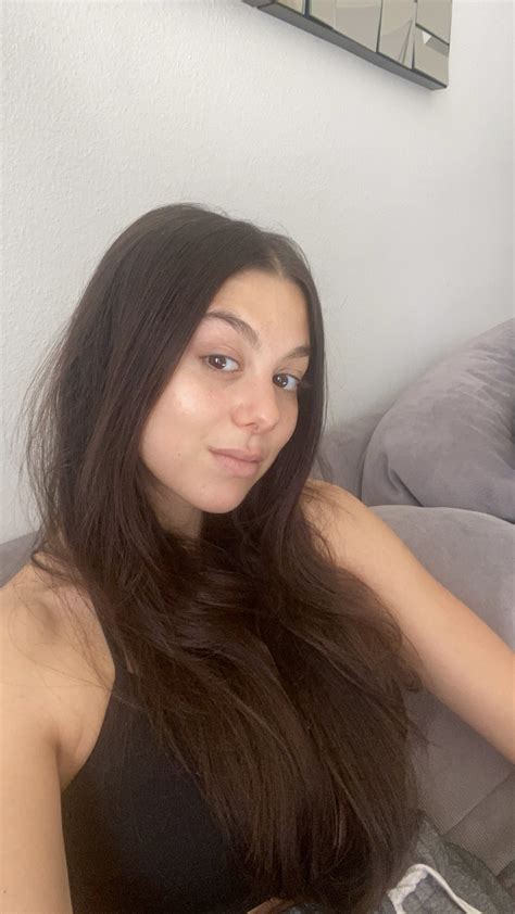 Kira Kosarin On Twitter Be Real W Me No Makeup No Filter How Old Do I Look