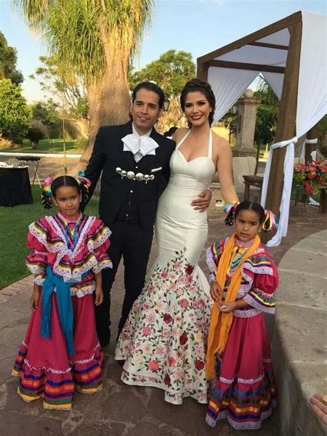 17 Images About Mexican Wedding Dresses On Pinterest