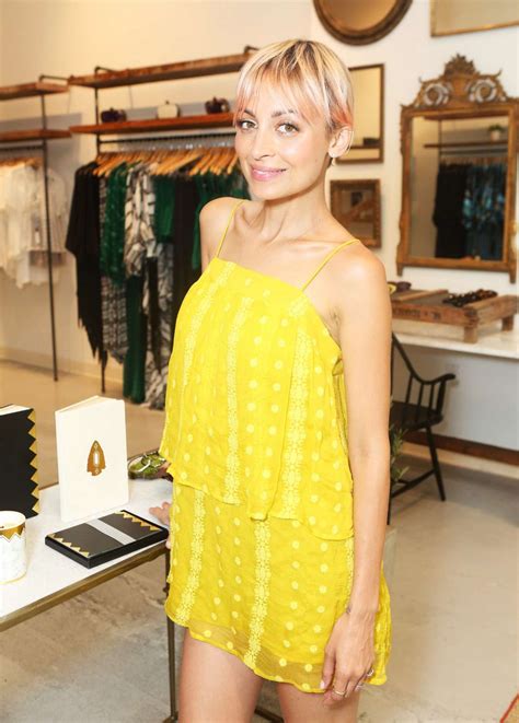 Nicole Richie Celebrates Her First House Of Harlow 1960 Pop Up Instyle