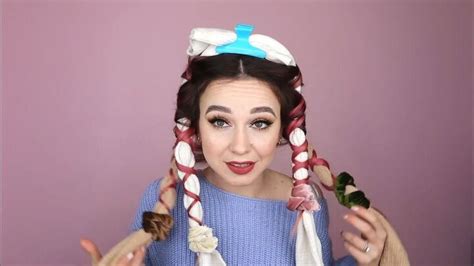 Super Easy Heatless Sock Curls Tutorial With Amazing Results Upstyle