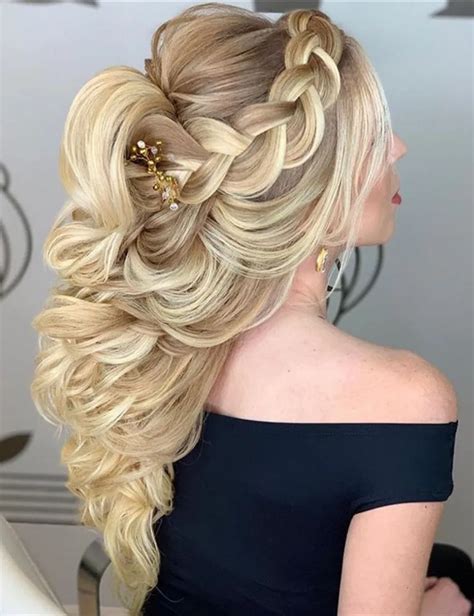 16 Trending Bridal Hairstyles With Halo Hair Extensions 12