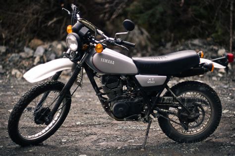 The engine has outstanding compression shifts great clutch works smooth as butter and has no issues. 1981 Yamaha XT 250 - Moto.ZombDrive.COM