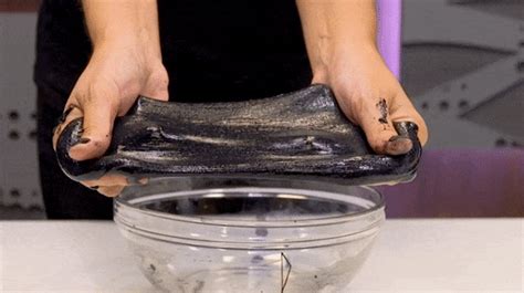 Diy Make Your Own Ooze With This Venom Slime Tutorial The Daily Crate