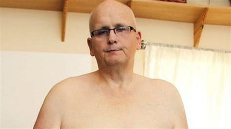 former world s fattest man paul mason to return to the uk bbc news