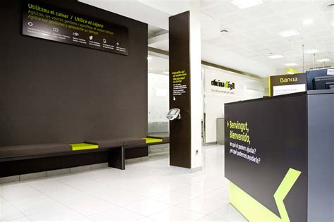 Bankia Agil 03 Desktop Screenshot Offices Green White People