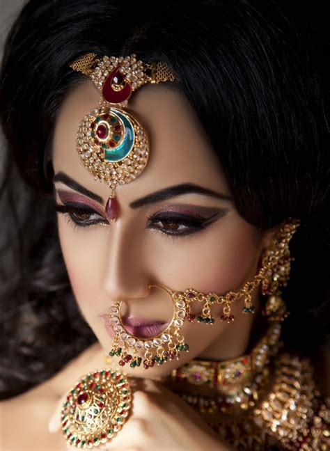 Editors Pick Bridal Nose Ring Designs We Love Indias Wedding Blog