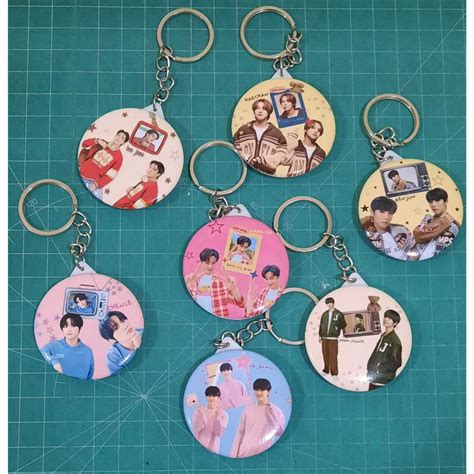 Jual Freebies Kpop Gantungan Kunci Cermin Freebies Ganci Cermin 58cm