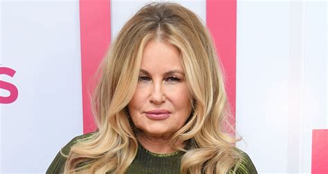 Jennifer Coolidge Reveals The Actress She Wants To Play Her In A Movie Jennifer Coolidge