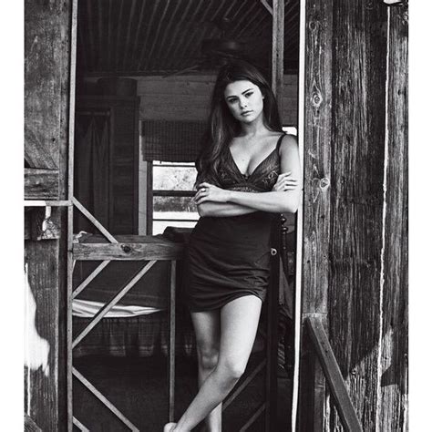 Victor Demarchelier Fotograma Selena Gomez Para Nova Edi O Da Revista Gq Purebreak