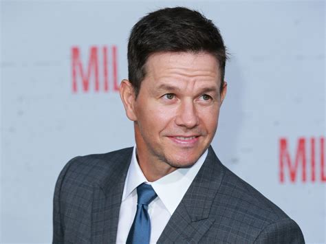 Mark Wahlberg Explained His Confusing Instagram Schedule Business Insider