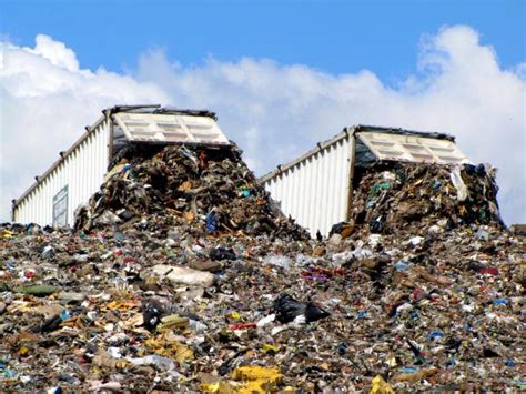 Environmental Problems Landfills Lovetoknow